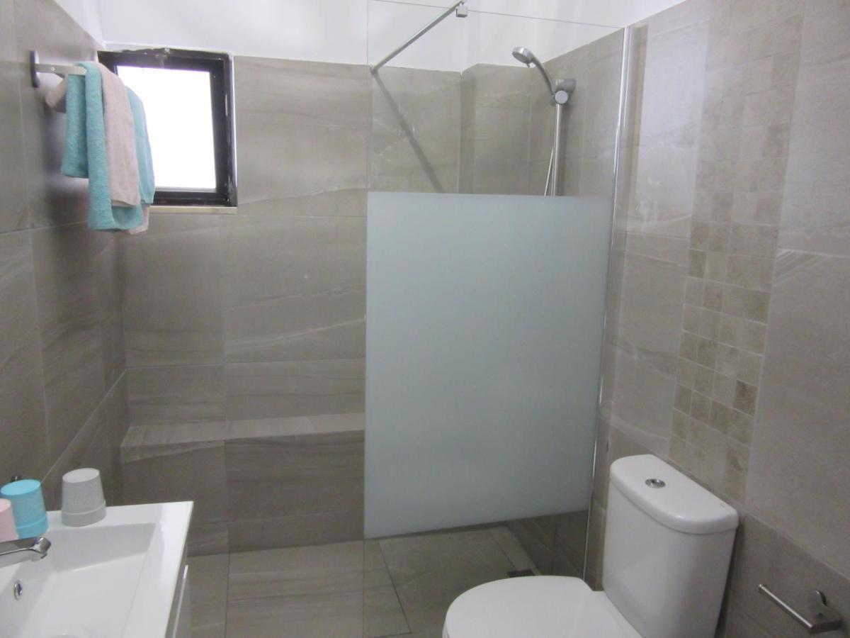 Apartamento Spacious Comfort 1 Bedroom With Pool 300m From The