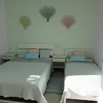 Spacious Comfort 1 Bedroom Apartment With Pool 300M From The Beach